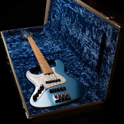Mike Lull MV4 Left handed Bass 2009 Lake Placid Blue image 4