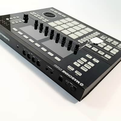 Native Instruments Maschine Studio (Warranty) image 6