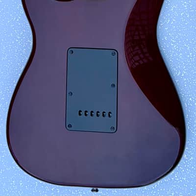 Squier Classic Vibe Stratocaster 70’s with Laurel Fretboard 2019  - Walnut image 6