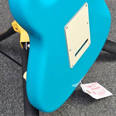 Fender HSS Stratocaster Maui Blue image 8