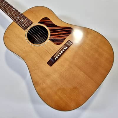 Gibson J-35 Antique Natural 2013 image 11