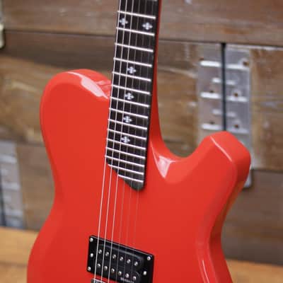 The Alternative Guitar Company 34 1/2 2000s - Red image 6