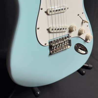 Squier FSR Classic Vibe 70's Stratocaster Electric Guitar Sonic Blue Finish (693) image 6