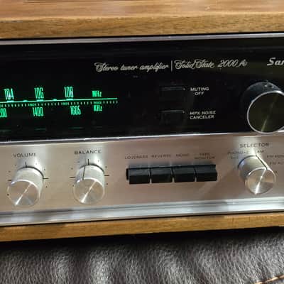 Vintage Sansui 2000A Receiver image 2