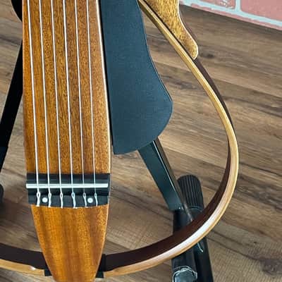 Yamaha SLG200N Silent Nylon String Guitar - Natural image 3