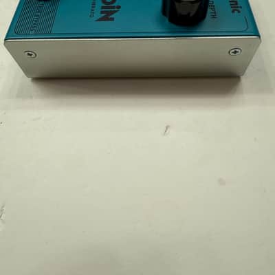TC Electronic Tail Spin Vibrato Tailspin True Bypass Guitar Effect Pedal image 5