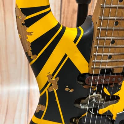 EVH Limited Ed. Striped Series Frankie MN BLK/YLW image 3