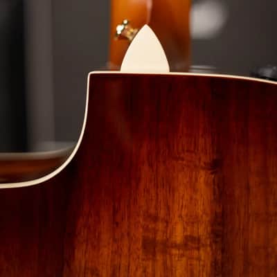Taylor 214ce-K DLX Special Edition Grand Auditorium Acoustic/Electric Guitar - Honeyburst with Hardshell Case image 8