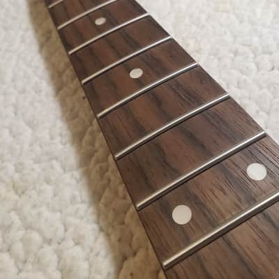 Immagine # HGS-R7-Unbelievable,5A,Nitro,Roasted flame maple neck with Killer flame maple head stock and NO fret tangs. Made for a Strat body. You never felt frets like this.! - 10