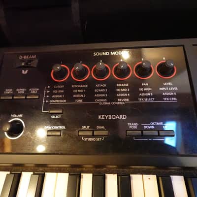 Roland FA-08 88-Key Workstation Keyboard - Black image 4