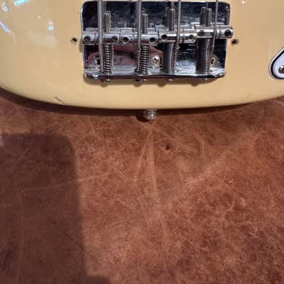 1982 Fender Fretless Precision Bass image 4