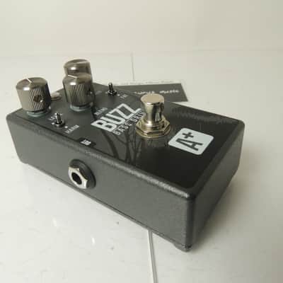 Shift Line A+ Buzz Bass Drive Overdrive Effects Pedal Free USA Shipping image 2