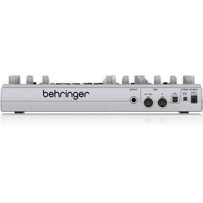 Behringer TD-3 Analog Bass Line Synthesizer with VCO/VCF, 16-Step Sequencer/16-Voice Poly Chain, Distortion Effects, Silver image 5