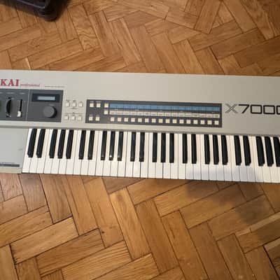 Akai X7000 Sampling Keyboard 1980s Silver