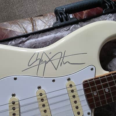Fender Stratocaster Ex JUDAS PRIEST Artist Owned by K.K. Downing, band signed by KK, Rob Halford and Glenn Tipton. 1985 Vintage 80s guitar. Custom Shop strat flight case included image 14