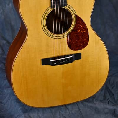 Leo Posch OM-M 2025 - Aged Natural image 3
