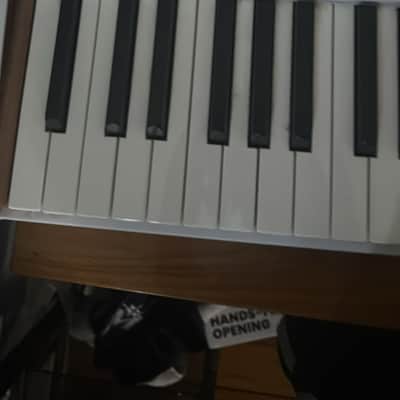 Arturia KeyLab 88 MkII MIDI Controller 2019 - Present - White image 5