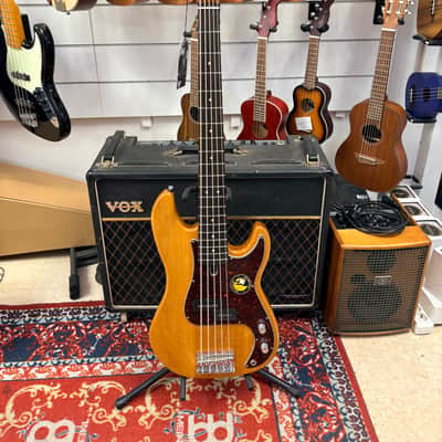 Sire P5 R 5 strings Marcus Miller 2026 - Nat image 1