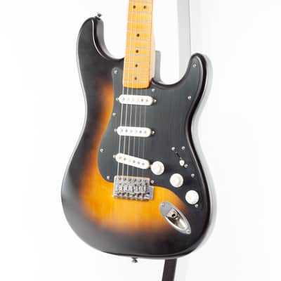 Squier 40th Anniversary Vintage Edition Stratocaster 2022 Satin Wide 2-Colour Sunburst image 8