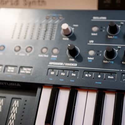Arturia MiniFreak 37-Key 6-Voice Polyphonic Hybrid Synthesizer 2022 - Present - Black image 5