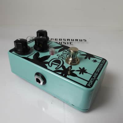 Mr. Black Deluxe Plus Reverb and Tremolo Effects Pedal Free USA Ship image 2