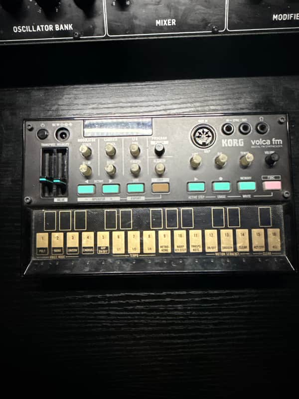 Korg Volca FM Digital FM Synthesizer/Sequencer 2016 - 2022 - Black image 1
