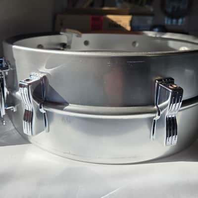 67 Ludwig  Acrolite No. 404-grey matte finish and chrome image 14