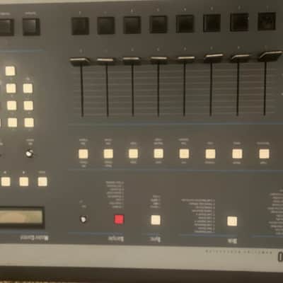 E-MU Systems SP-1200 8-Voice Drum Sampler 1987 - 1996 - Black image 3