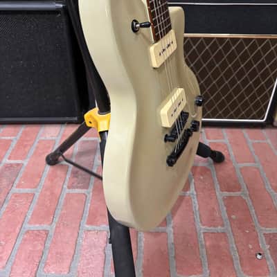 *1997* Washburn P-1 Princess Tiffany Blue image 3