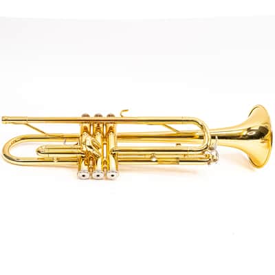 Yamaha YTR-2330 Student Bb Trumpet – Gold Lacquer with Case & Accessories image 4