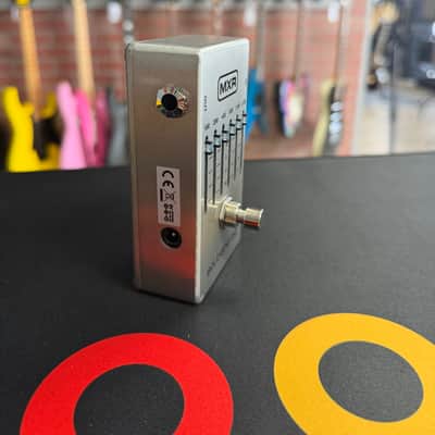 MXR M109S Six Band EQ image 2