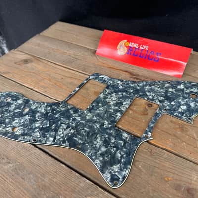 Real Life Relics Aged Grey Pearl 72 Telecaster® Deluxe Pickguard    [PGAN4] image 3
