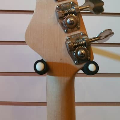 USA G&L L-1500 Mid 2000's NOS Three Tone Sunburst, case and paperwork have escaped! image 13