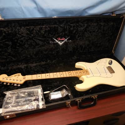 Fender Custom Shop Robin Trower 'Bridge of Sighs' Tribute Stratocaster 2004-2005 - Arctic White image 1