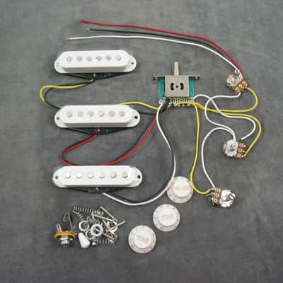 Guitar Single Coil Pre-Wired Pickup Set for Stratocaster, Squier Strat SSS White image 1