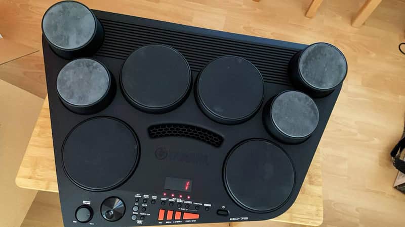 Yamaha DD75AD 8-Touch Sensitive Pad Digital Drum Machine Good Condition image 1