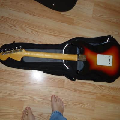 PENCO STRATOCASTER COPY MIJ 1970S 3-Color Sunburst image 6