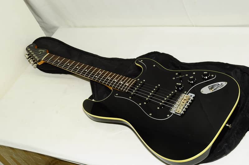 Good Fender Japan AST-65 Aerodyne Stratocaster L Serial Electric