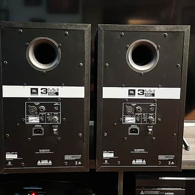 2 JBL 308 MKII 2024-2025 - Black (Pair) image 2