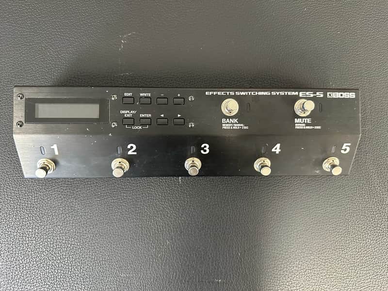 Boss ES-5 Effects Switching System