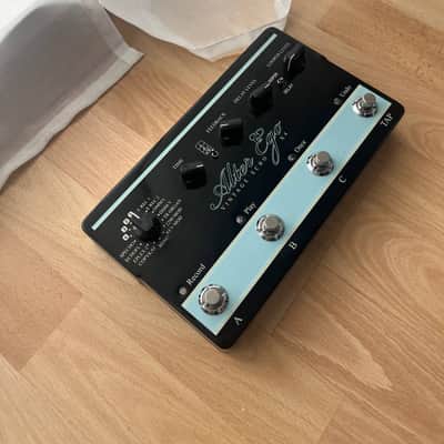TC Electronic Alter Ego X4 Vintage Echo Delay 2015 - Present - Black image 3
