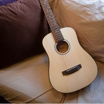 Discover Perfect Tone and Portability: Cort Standard ADMINI-OP 3/4 Spruce Top Guitar with Bag! image 2