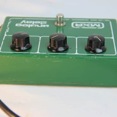 MXR M-118 Analog delay pedal 1978 green image 5