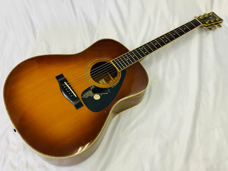 YAMAHA LL-6JS Acoustic guitar with single-ply top image 1