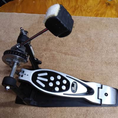 Pearl P-920? single chain bass drum pedal 2010? black/alum image 2
