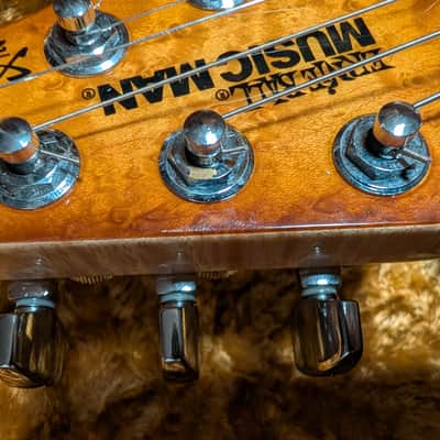 Ernie Ball Music Man Silhouette 20th Anniversary Model 2006 - Caramel Burst image 7