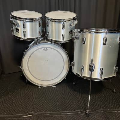 Vintage TAMA Imperialstar 4-Piece (Metallic White or Platina) imagen 4