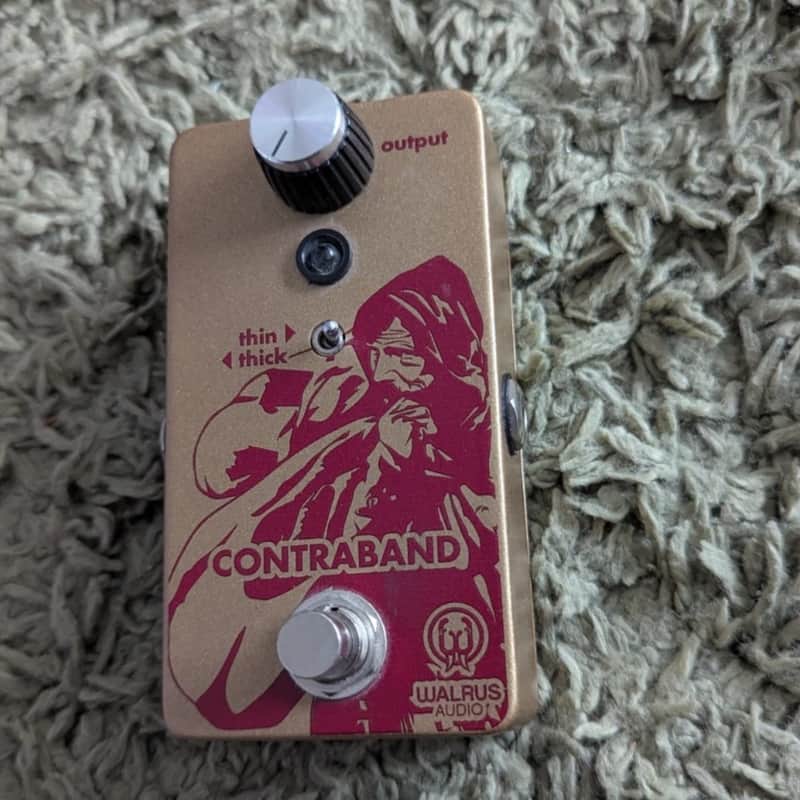 2016 – 2017 Walrus Audio Contraband Fuzz Gold Sparkle / Red