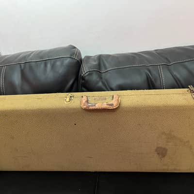 Fender American Vintage '62 Stratocaster 1985 - 1989 - Candy Apple Red image 17