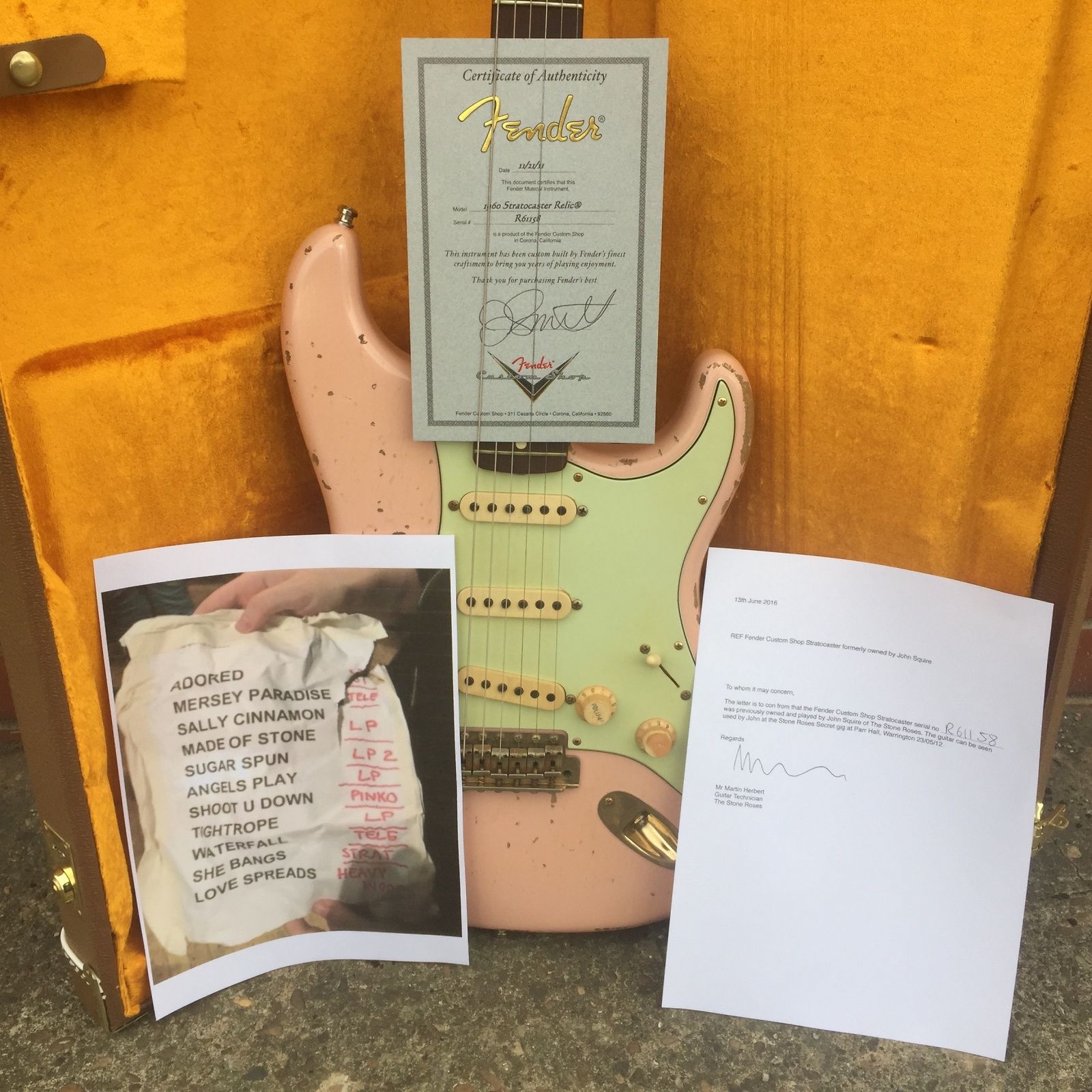 Fender, Stone Roses,  John Squire Master Built Stratocaster 2011 Pink image 2